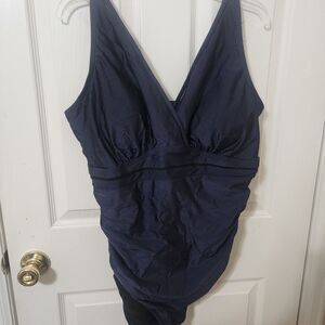 BloomChic Swimsuit Size 2x NWT
